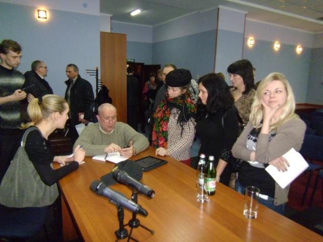 д.я.3