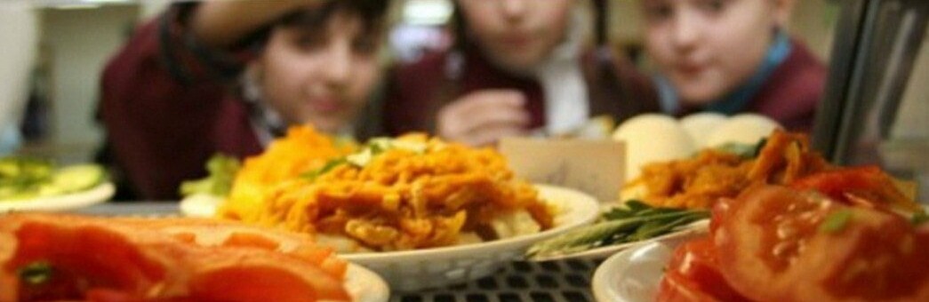 На Рівненщині активно реформують здорове харчування школярів 