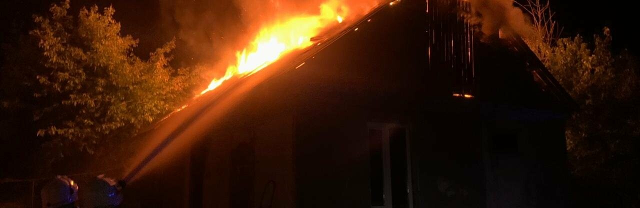 У Рівненському районі під час пожежі сім'я отруїлася чадним газом 