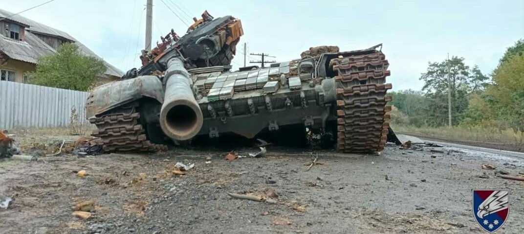 Наші хлопці опубліковали відео знищення ворожого танка