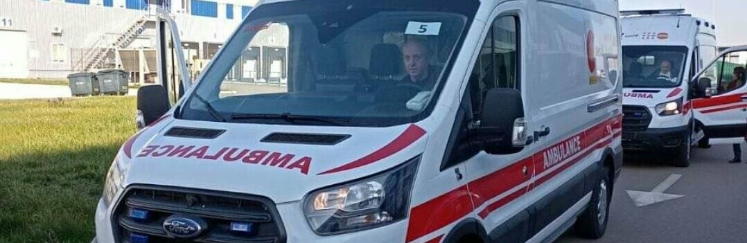 Гінекологічна бригада з Рівненщини отримала сучасний автомобіль