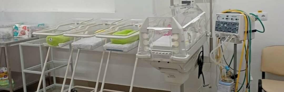Благодійники з Європи передали обладнання для укриття Рівненського перинатального центру  
