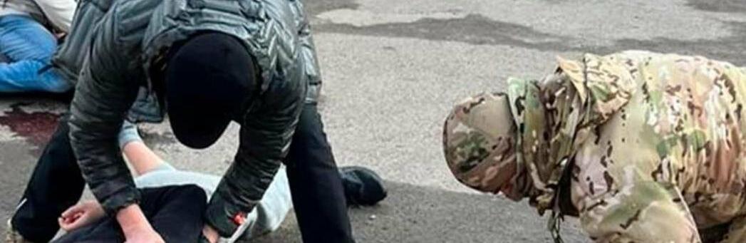 На Рівненщині СБУ знешкодила групу рекетирів