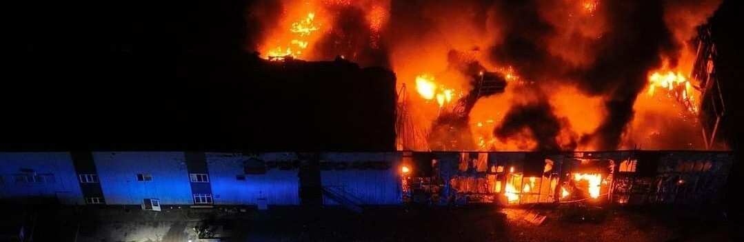 Масштабна пожежа в Тернополі: для її ліквідації Рівне надіслало пожежного робота