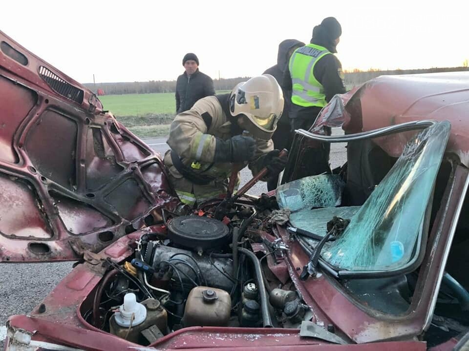 На Сарненщині сталася ДТП за участі трьох авто: є постраждалі (ФОТО) , фото-1
