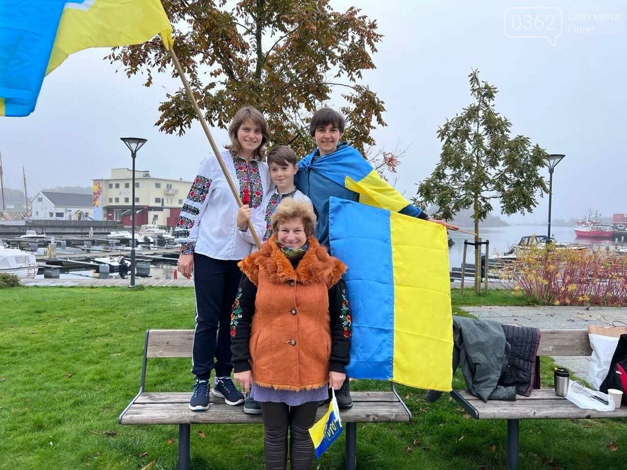 Українські діти за кордоном збирають гроші для наших захисників