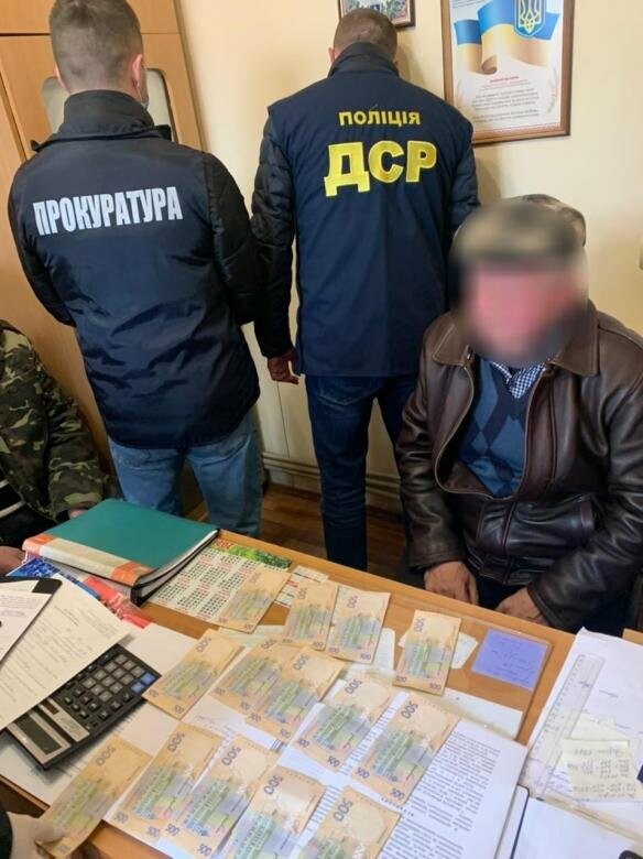 У Рівному директора одного з ринків підозрюють в отриманні хабаря