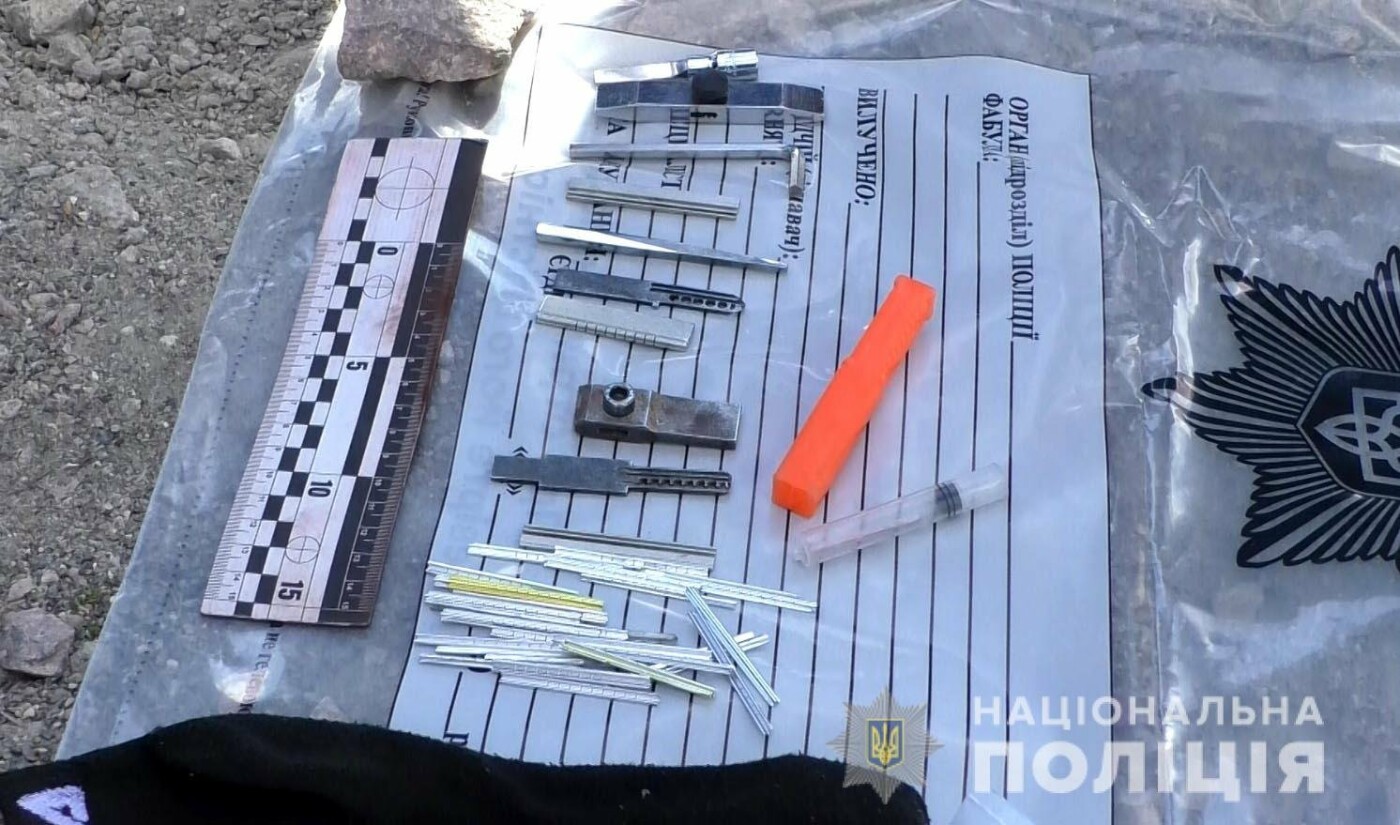 Поверталися з краденим додому: жителів Вінничини, які можуть бути причетними до серій крадіжок, упіймали на виїзді з Рівного, фото-6