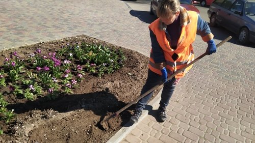 У Костополі комунальники займаються облагородженням міста:..., фото-3 У Костополі комунальники займаються облагородженням міста: готують до запуску фонтан, фото-3