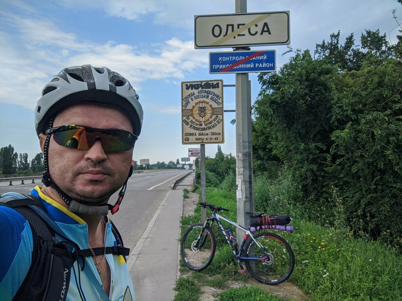 Пять днів, шість областей та вісімсот кілометрів на велосипеді: ось так проводить свій час один атомник Рівненської АЕС, фото-1