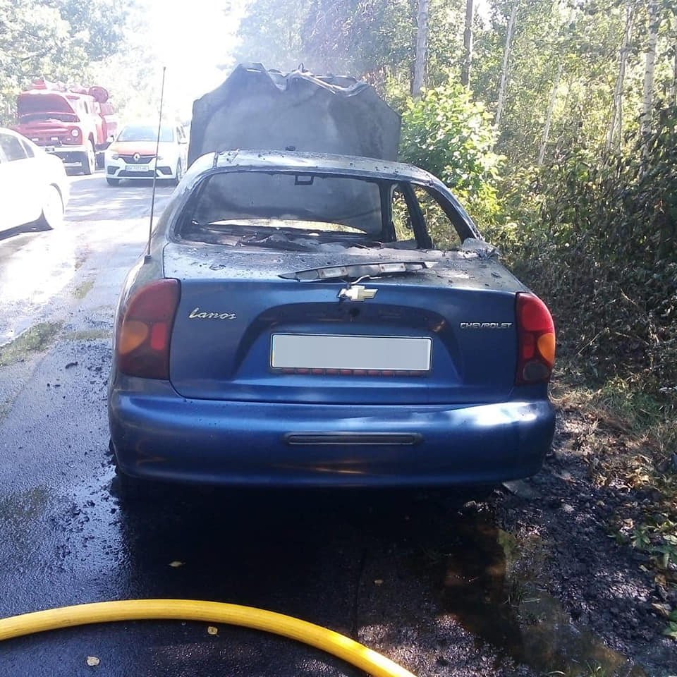 Під час руху спалахнула автівка на Рівненщині