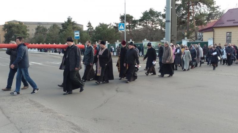 У Сарнах пройшлися хресною ходою У Сарнах пройшлися хресною ходою