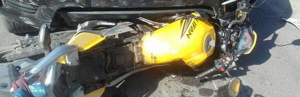 На Рівненщині мотоцикліст влетів у позашляховик На Рівненщині мотоцикліст влетів у позашляховик, Таїсія Олекшій