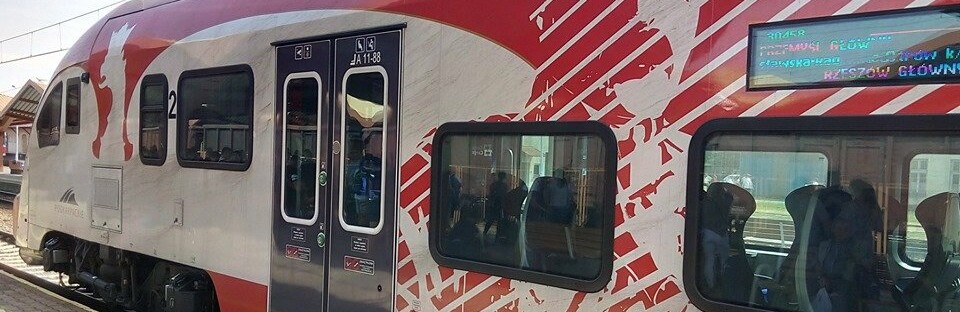 У мережі - скандал: поляки «присвоїли» собі Рівне та Львів У мережі - скандал: поляки «присвоїли» собі Рівне та Львів, Таїсія Олекшій