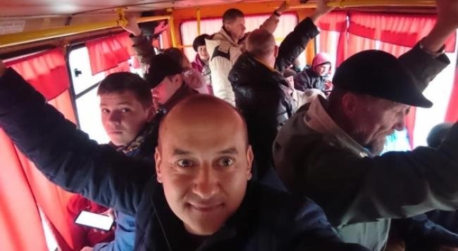 У Рівному чиновник одягнув воєнну форму, аби перевірити маршрутчикі... У Рівному чиновник одягнув воєнну форму, аби перевірити маршрутчиків, Таїсія Олекшій