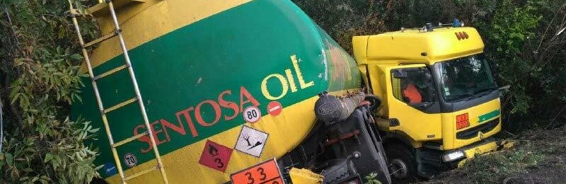 Поблизу Дубна бензовоз влетів у кювет Поблизу Дубна бензовоз влетів у кювет, Таїсія Олекшій