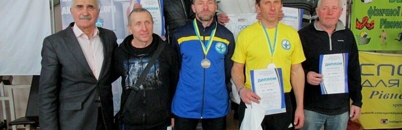 На Рівненщині ветерани-гирьовики змагалися на відкритому чемпіонаті... На Рівненщині ветерани-гирьовики змагалися на відкритому чемпіонаті області, Олена Діденко