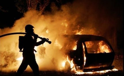 У селі на Сарненщині серед ночі згорів автомобіль