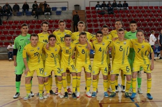 Двоє гравців Рівненського 