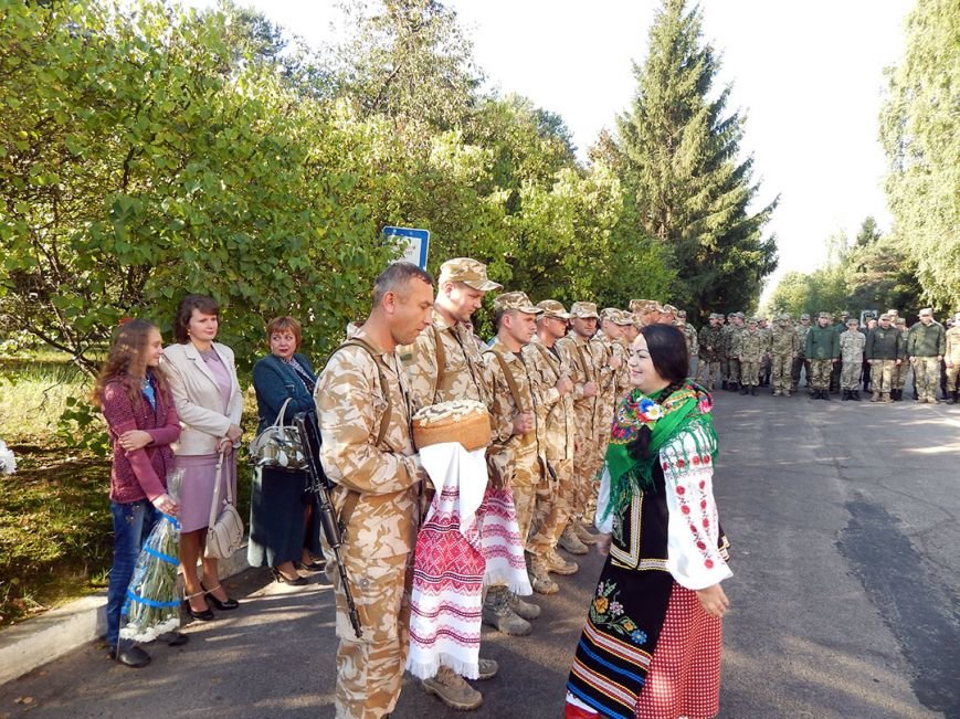 Громада Сарненщини подякувала «койотам» за самопожертву в ім’я миру в Україні (фото) - фото 1