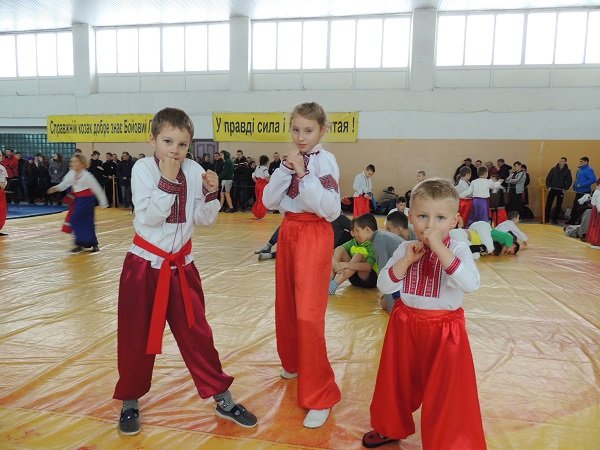 У Чемпіонаті України з вільного козацького бою перемогли Березнівчани (фото) - фото 3